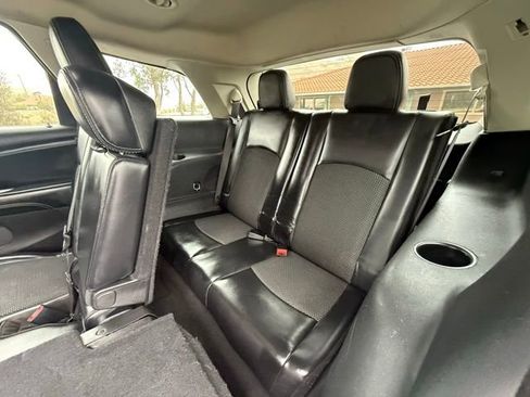 Used 2019 Dodge Journey Crossroad image 14