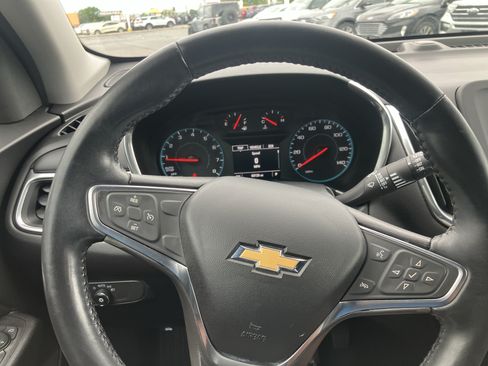 Used 2018 Chevrolet Equinox LT FWD image 23