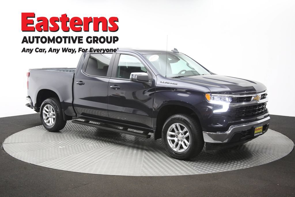 Used 2022 Chevrolet Silverado 1500 LT AWD/4WD image 49