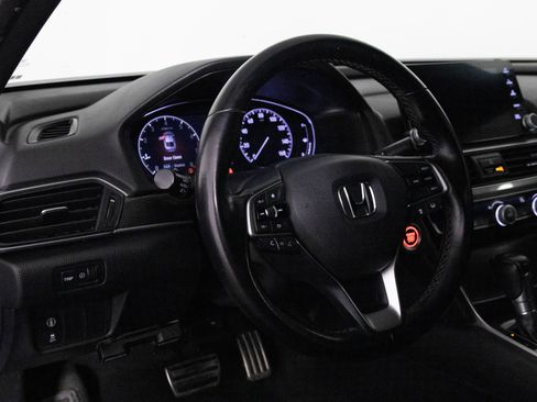 Used 2018 Honda Accord Sport image 29