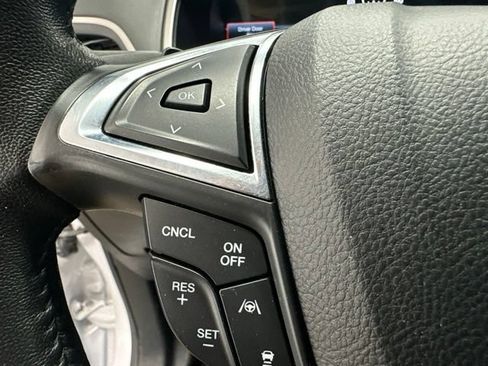 Used 2021 Ford Edge SEL w/ Convenience Package AWD/4WD image 19