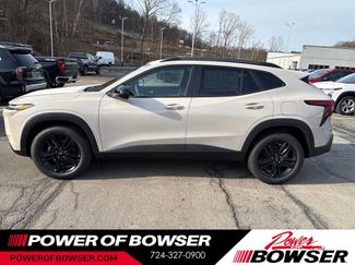 New 2026 Chevrolet Trax ACTIV w/ Sunroof Package FWD video 2