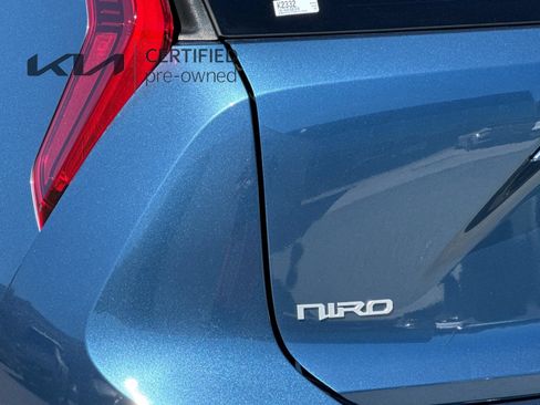 Certified 2024 Kia Niro Wind FWD image 27