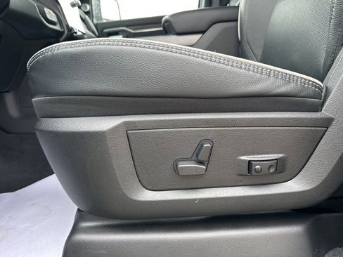 New 2025 RAM 2500 Laramie image 12