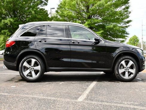 Used 2019 Mercedes-Benz GLC 300 4MATIC image 8