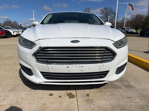 Used 2013 Ford Fusion S image 2