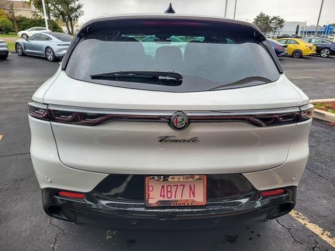 New 2025 Alfa Romeo Tonale image 5