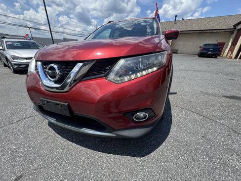 Used 2016 Nissan Rogue SV w/ SV Premium Package AWD/4WD image 12