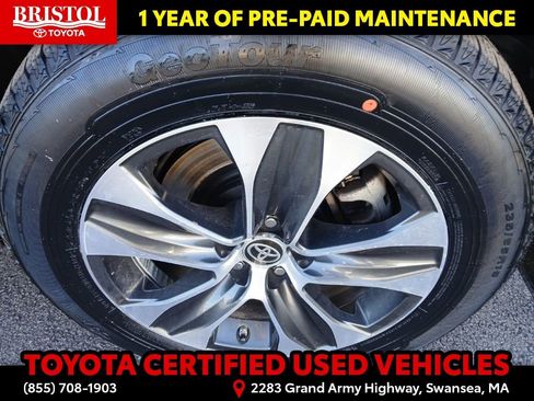 Certified 2020 Toyota Highlander XLE image 12