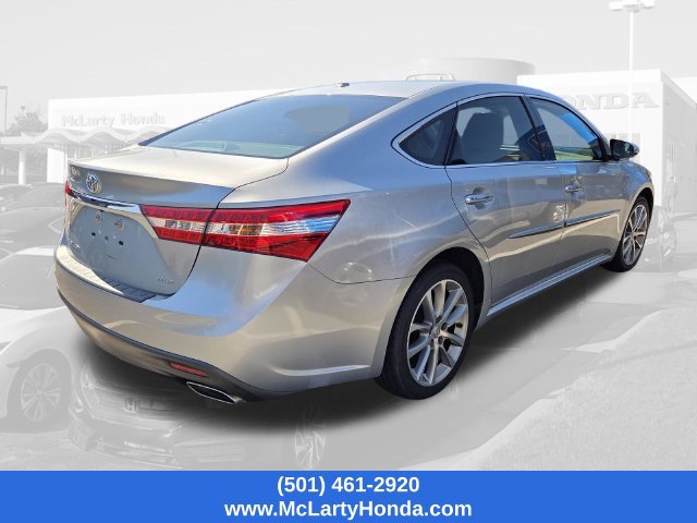 Used 2015 Toyota Avalon XLE Touring FWD image 5