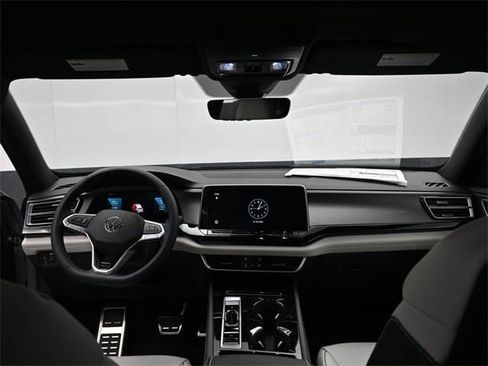 New 2026 Volkswagen Atlas Cross Sport SEL Premium R-Line image 10