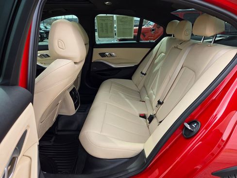 Used 2021 BMW 330i xDrive Sedan w/ Convenience Package image 28