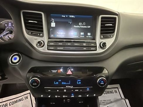 Used 2016 Hyundai Tucson Limited w/ Option Group 03 AWD/4WD image 24
