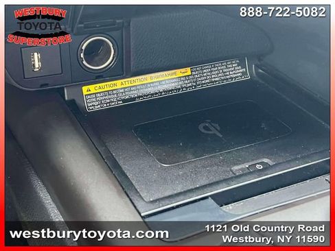 Used 2021 Toyota Camry XSE w/ Navigation Upgrade Package FWD image 32