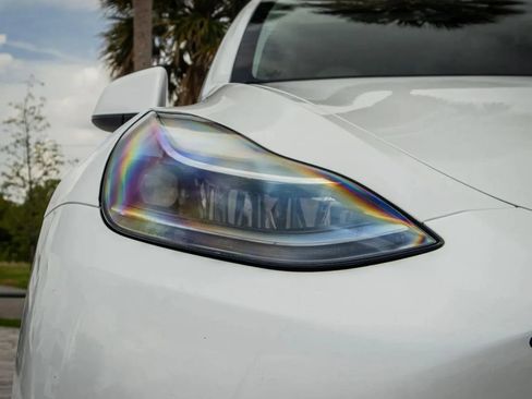 Used 2022 Tesla Model Y Performance AWD/4WD image 36