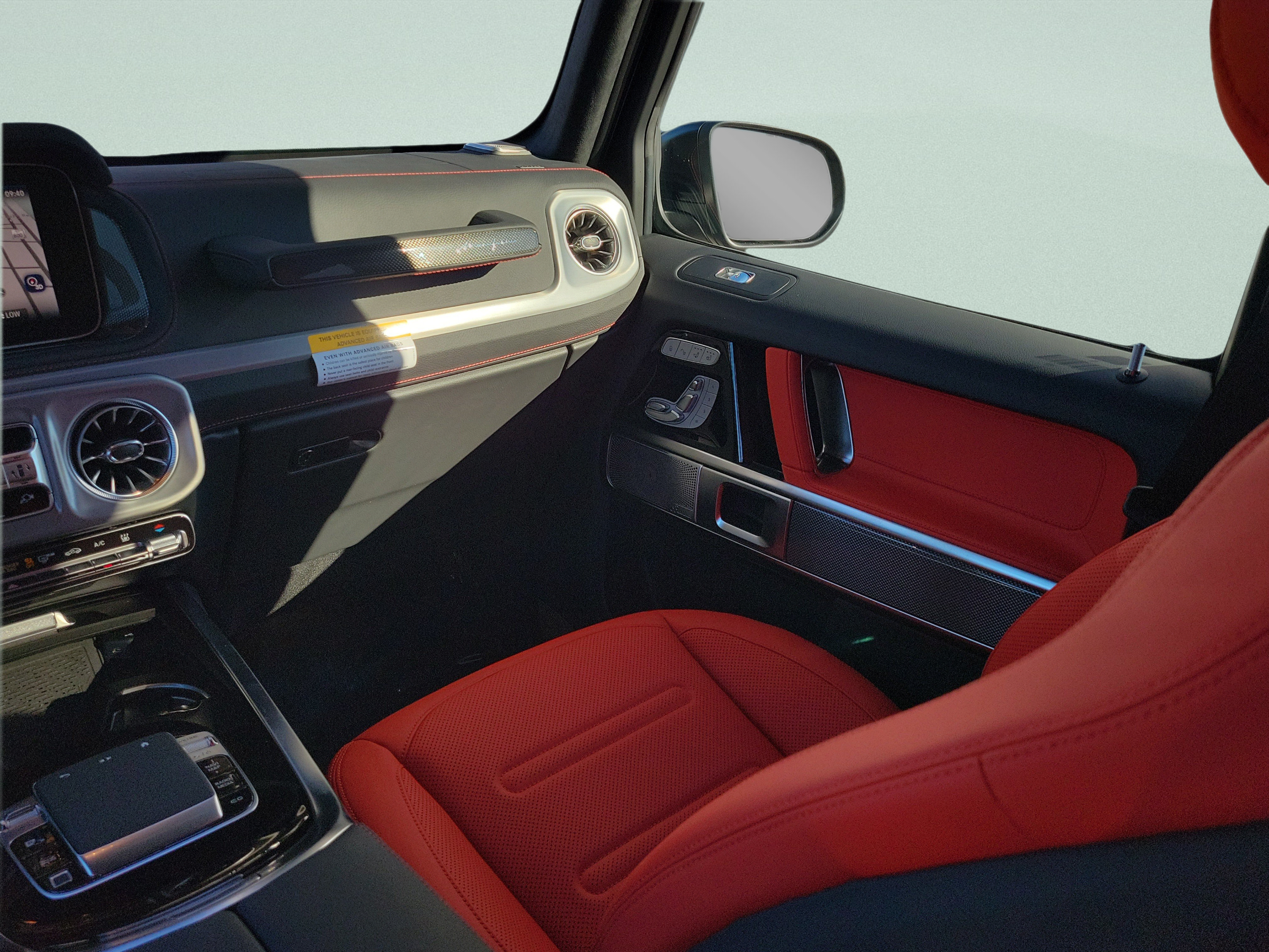 New 2027 Mercedes-Benz G 580 e image 12
