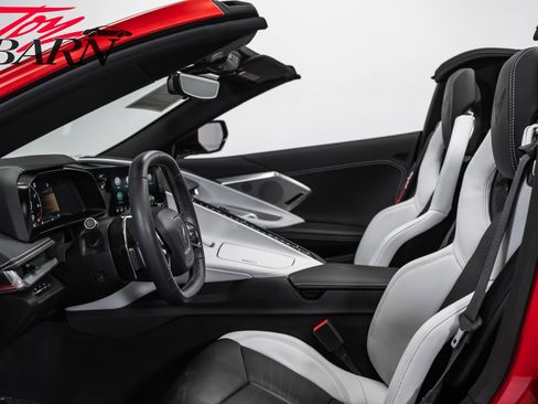 Used 2023 Chevrolet Corvette Stingray Preferred Conv w/ 2LT RWD image 32