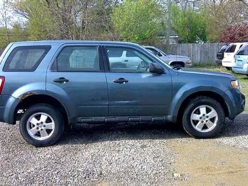 Used 2012 Ford Escape XLS image 11