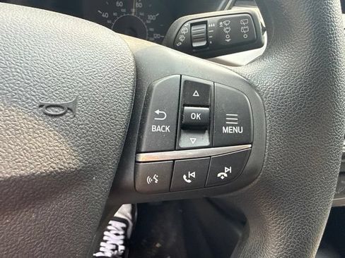 Used 2022 Ford Escape SE FWD image 17