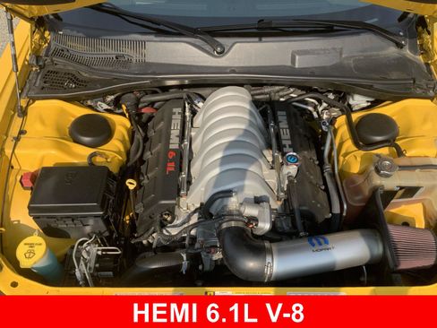 Used 2010 Dodge Challenger SRT8 w/ SRT Option Group II RWD image 4