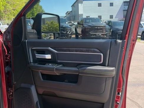 Used 2024 RAM 2500 Big Horn w/ Sport Appearance Package image 21