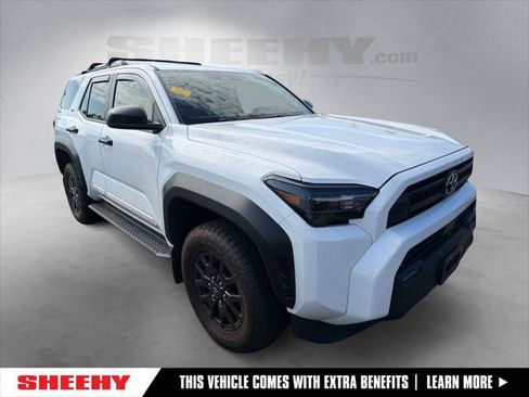 Certified 2025 Toyota 4Runner SR5 AWD/4WD image 1