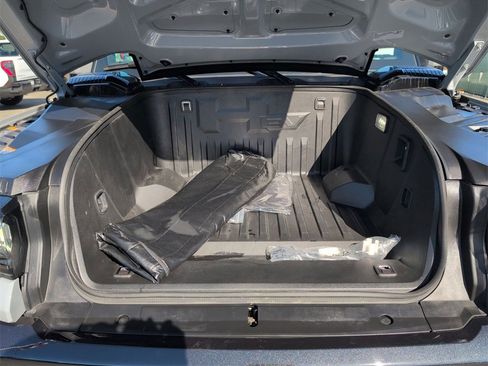 Certified 2024 GMC Hummer EV 2X image 31