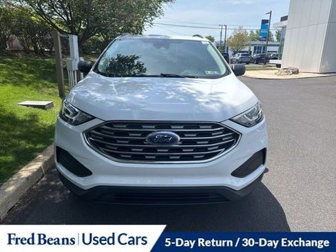 Used 2021 Ford Edge SE FWD image 2
