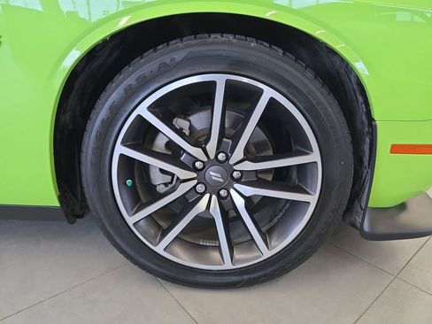 Used 2023 Dodge Challenger R/T w/ Shaker Package image 32