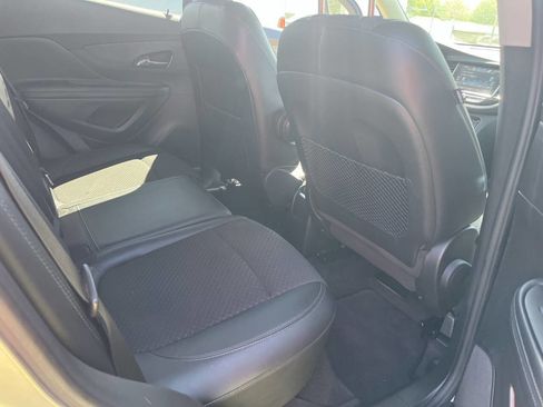 Used 2019 Buick Encore Preferred AWD/4WD image 17