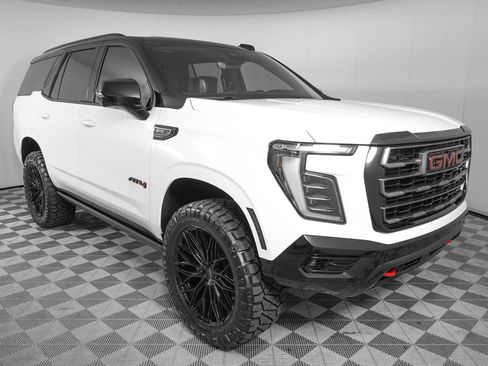 Used 2026 GMC Yukon AT4 Ultimate AWD/4WD image 9