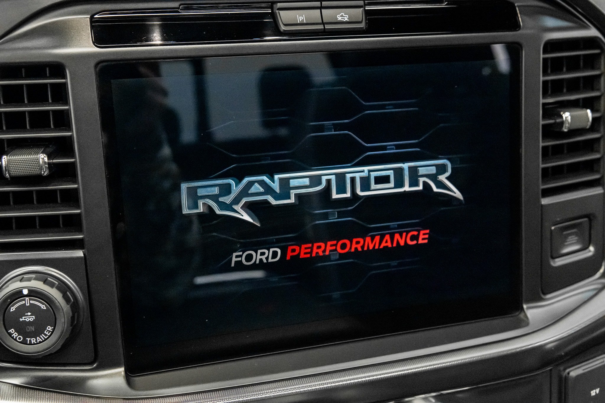 Used 2025 Ford F150 Raptor w/ Equipment Group 803A Raptor R AWD/4WD image 48