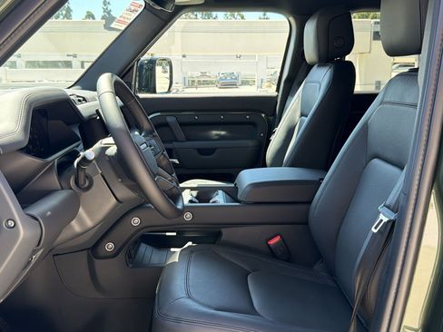 New 2026 Land Rover Defender 110 S AWD/4WD image 28