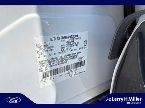 Used 2017 Ford Edge SEL w/ Equipment Group 201A AWD/4WD image 25