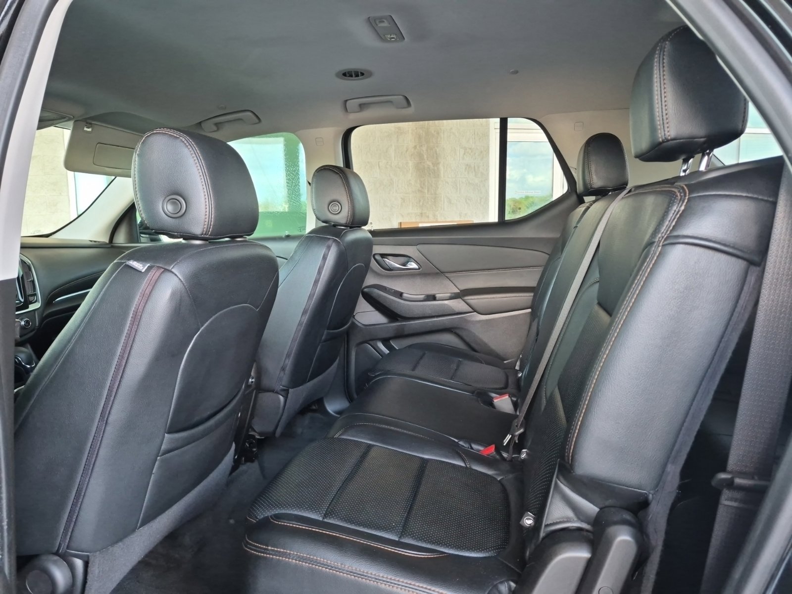 Used 2021 Chevrolet Traverse LS FWD image 8