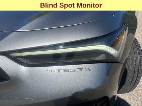 Used 2024 Acura Integra image 5