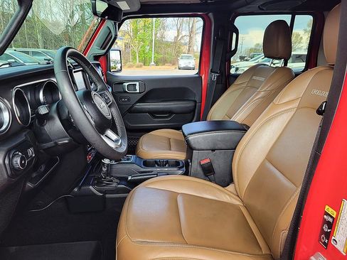 Used 2023 Jeep Wrangler Unlimited Rubicon image 10