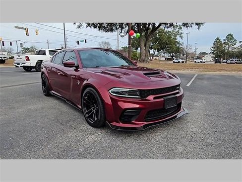 Used 2022 Dodge Charger SRT Hellcat w/ Harman/Kardon Audio Group image 15