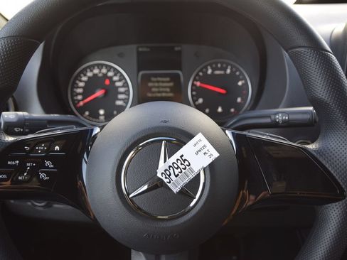 Used 2025 Mercedes-Benz Sprinter 2500 image 20