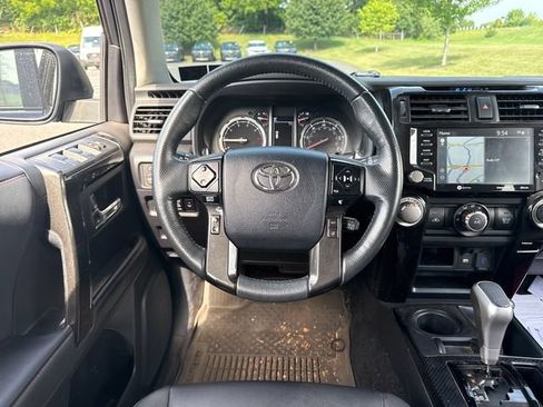 Used 2024 Toyota 4Runner TRD Off-Road Premium w/ Off Road Premium Plus Package AWD/4WD image 19
