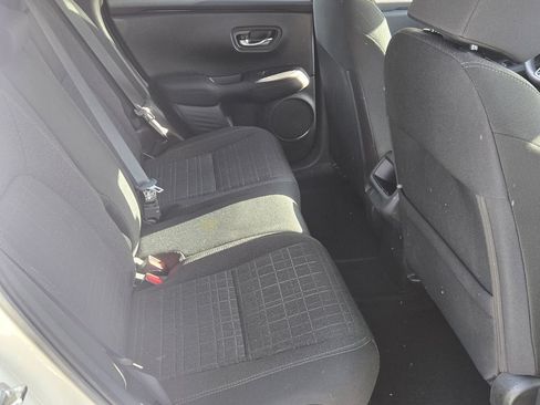 Certified 2026 Honda HR-V LX image 15