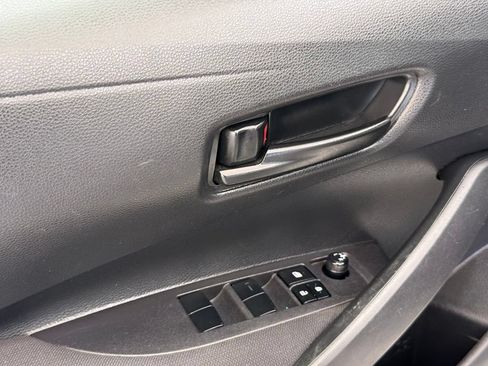 Used 2024 Toyota Corolla LE FWD image 16