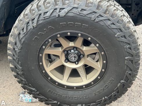 Used 2020 Jeep Wrangler Unlimited Rubicon AWD/4WD image 6