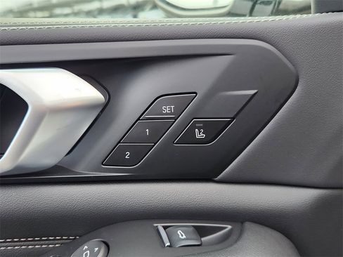 New 2026 BMW X5 xDrive40i image 17