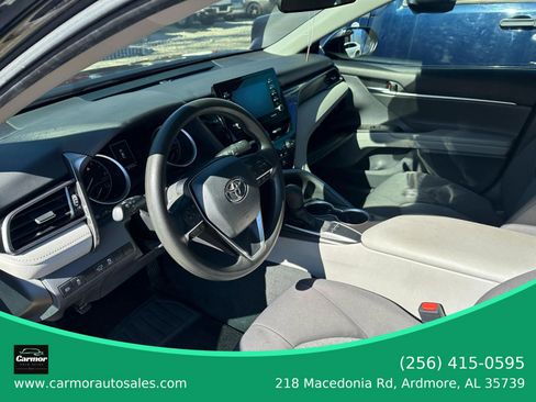 Used 2022 Toyota Camry LE image 4