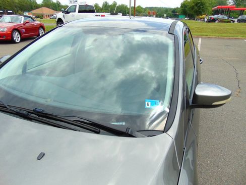 Used 2013 Ford Focus SE FWD image 37