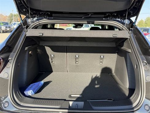 New 2026 Chevrolet Trax RS image 32