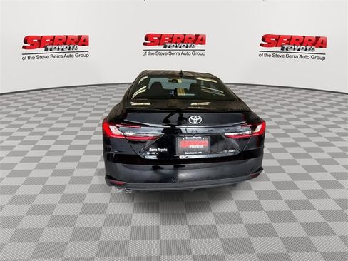 New 2026 Toyota Camry SE image 4