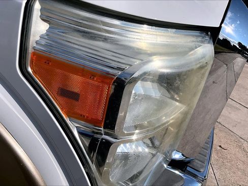 Used 2012 Ford F350 Lariat image 27