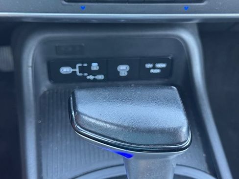 Used 2025 Hyundai Kona SEL FWD image 34
